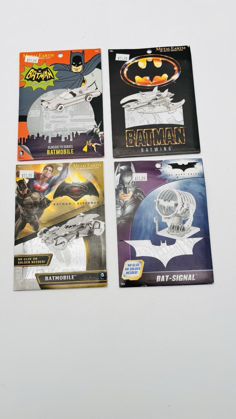 NEW BATMOBILE, BATWING AND BAT SIGNAL METAL EARTH LOT OF 4 NEW SEALED